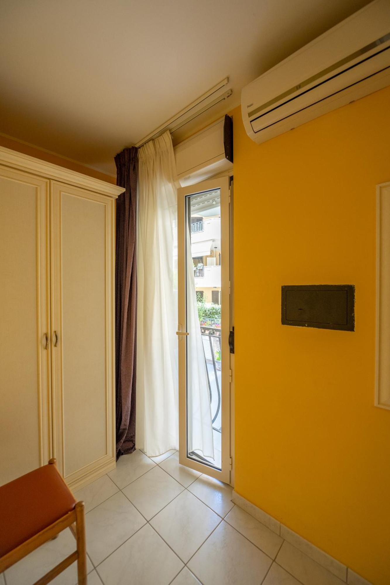 Di Matteo Hotel Roseto Degli Abruzzi Exterior photo